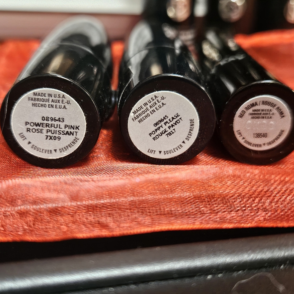Mary Kay slightly irregular lipsticks, set of 3 pinks and reds